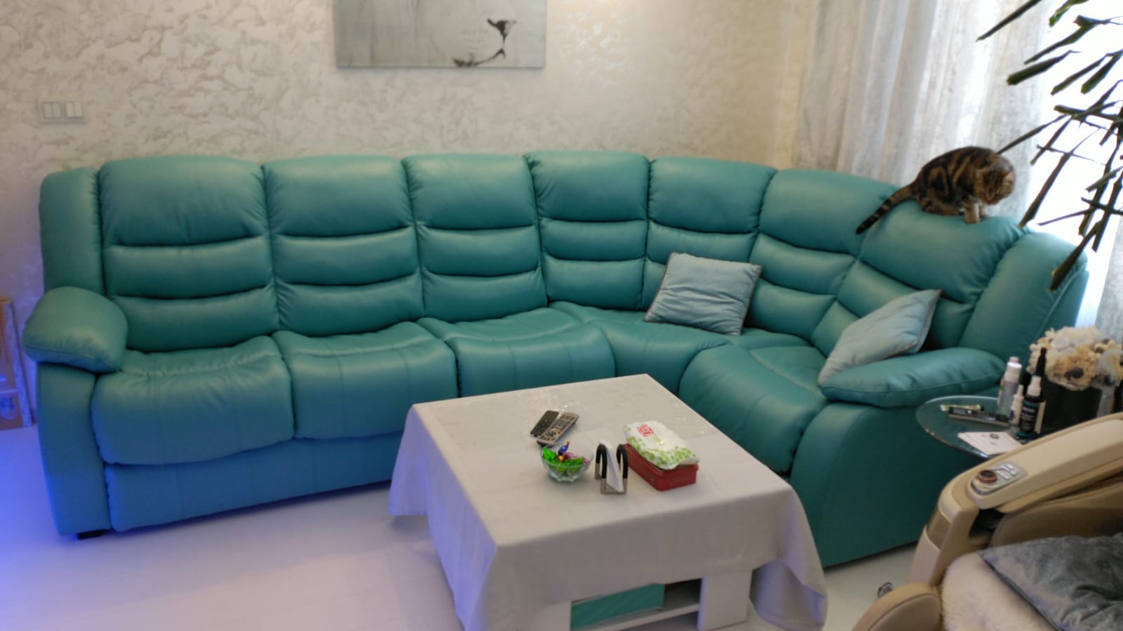 Перетяжка дивана на дому. Приморско-Ахтарск